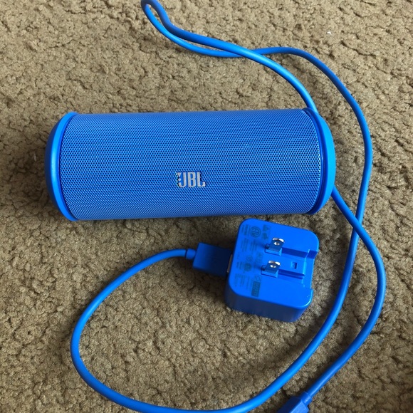 JBL Bluetooth Speaker - Picture 2 of 4
